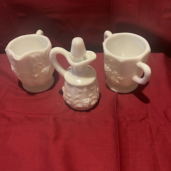 11 Piece Vintage Tea Set with sugar dish, creamer - Picture 12 of 15